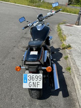 Suzuki intruder m800