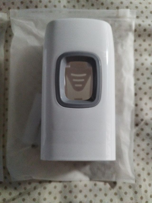 Dispensador de pasta de dente