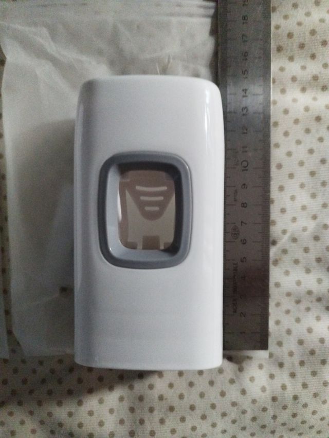 Dispensador de pasta de dente