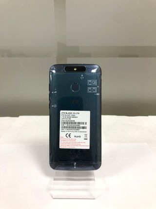 ZTE BLADE V8 LITE