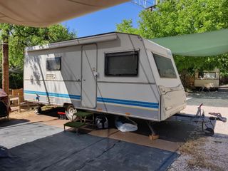 Caravana Roller  FIESTA 490, 750 kg