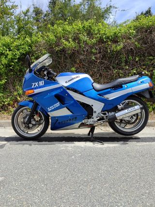 Kawasaki zx10 tomcat de segunda mano por 2.250 EUR en Madrid en