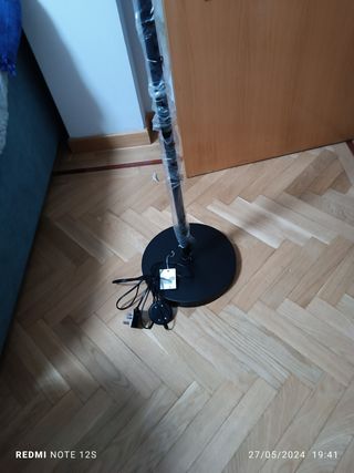 NUEVA Lampara de Pie