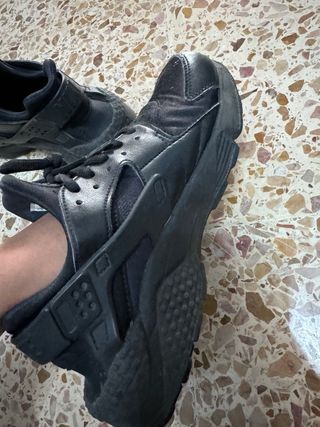 Nike Huarache triple black