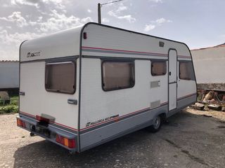 Caravana Moncayo 480 oro 1995
