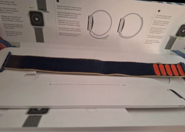 Apple • Watch Series 5 Aluminum •