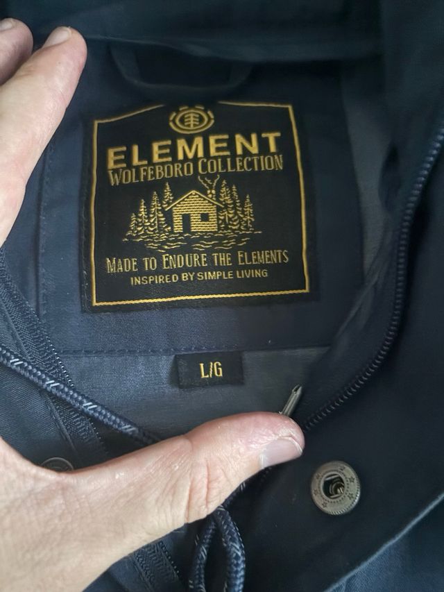 Chaqueton Element