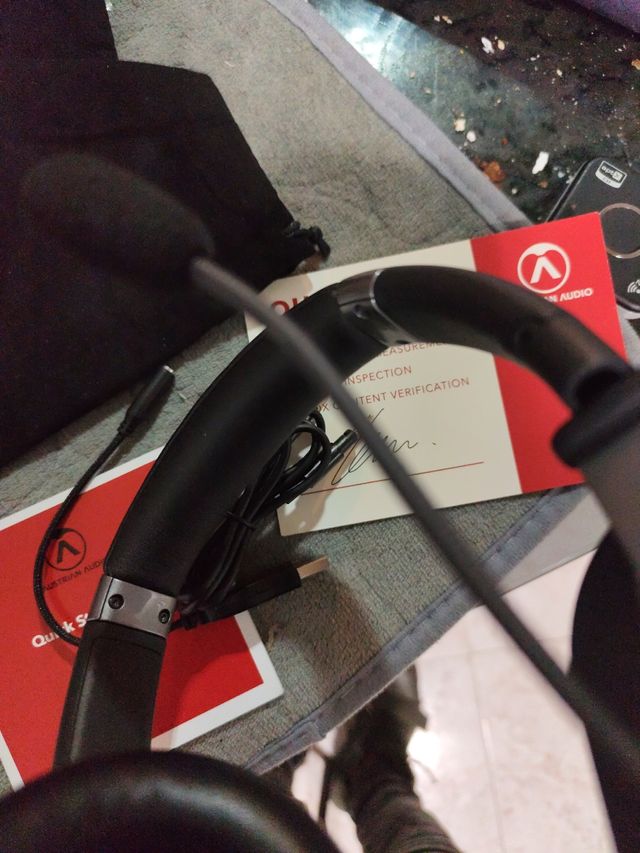 Austrian Audio PB17 Auriculares profesionales para