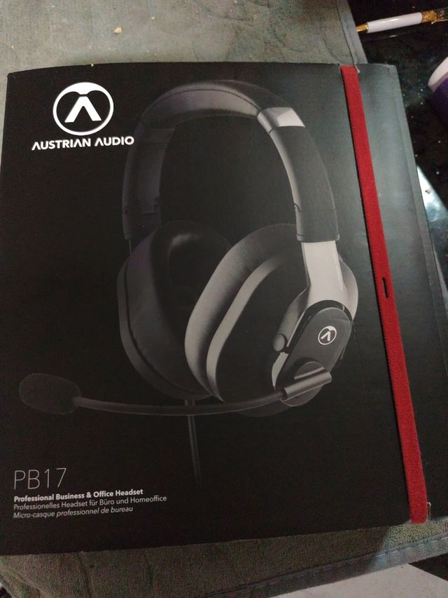 Austrian Audio PB17 Auriculares profesionales para