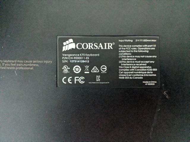 Teclado mecánico corsair k70 