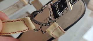 Sandalia Guess