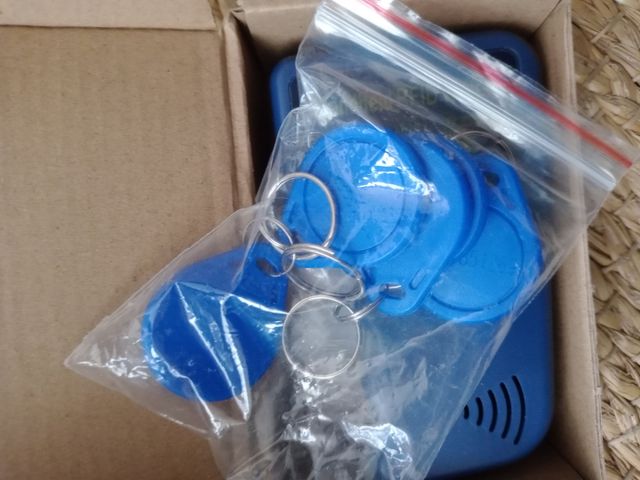 Copia RFID llaveros y tarjetas