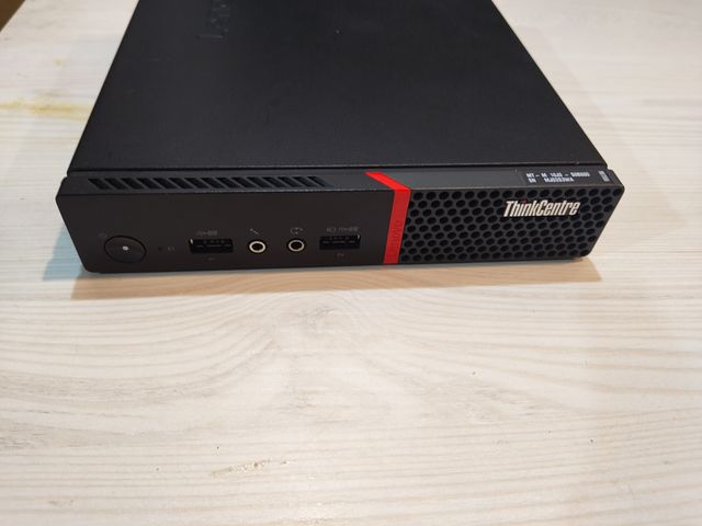 Lenovo Thinkcentre M700