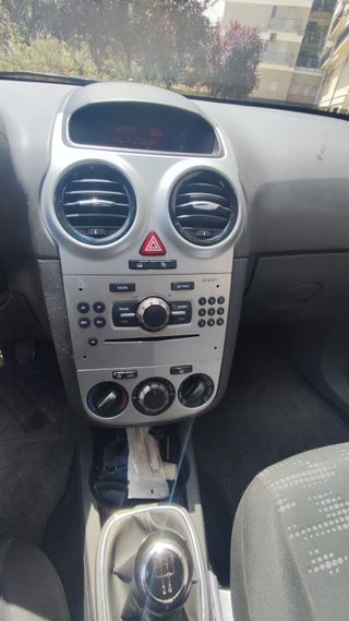 Opel Corsa GPL Neopatentati Italia