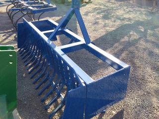 TRAÍLLA DESPEDREGADORA NUEVA DE 2.00 M.