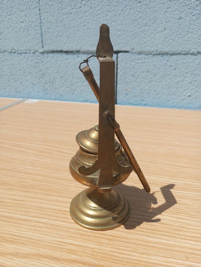 Candil pequeño de bronce