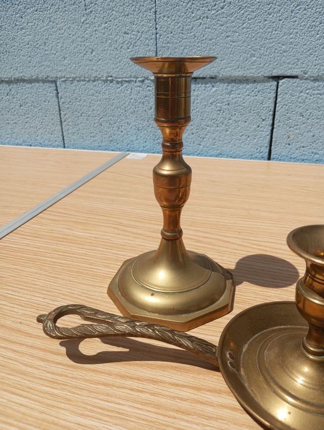 3 candelabros de bronce