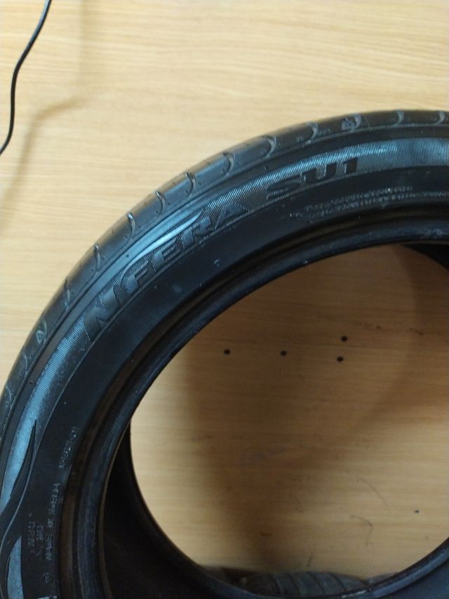 Neumáticos 215/45/ZR17