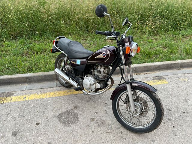 Yamaha special 125 matricula francesa