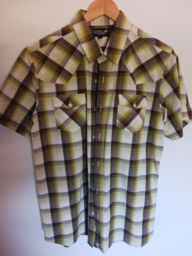 Lote dos camisas verano hombre cuadros