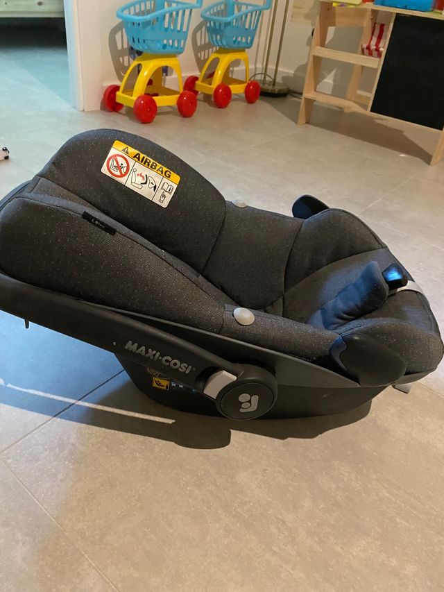 Maxi-Cosi Pebble Pro i-Size (45 - 75 cm)