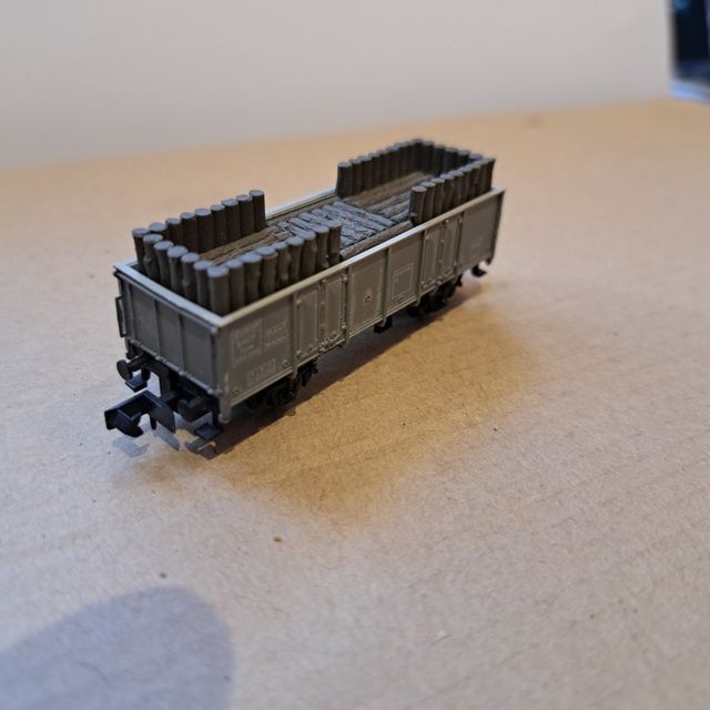 OFERTA Tren N Vagón Gris carga maderas ARNOLD