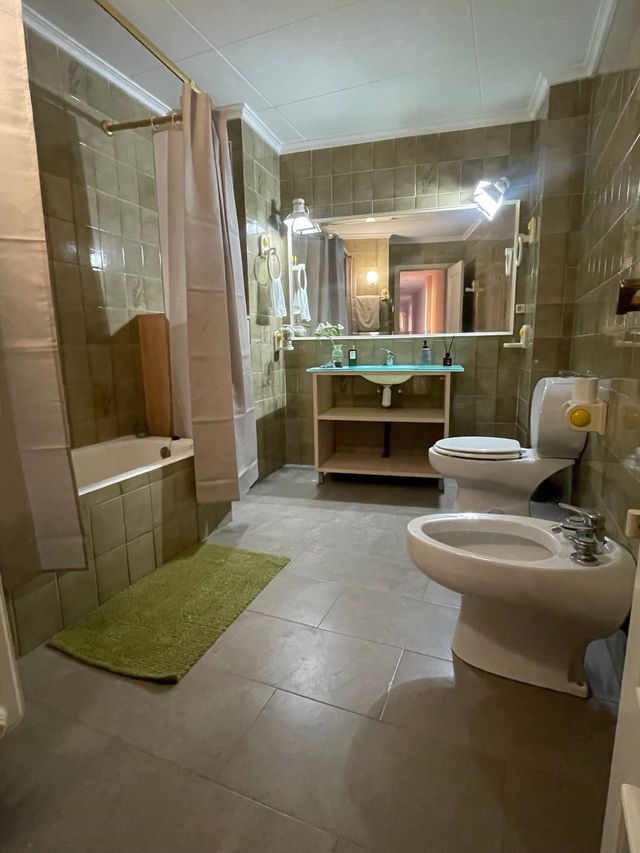 SE VENDE PISO CON ASCENSOR C/ ESTEBAN DIAZ