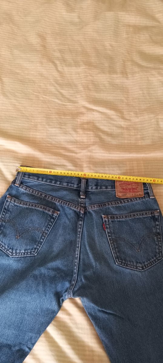 Pantalón Levis chica