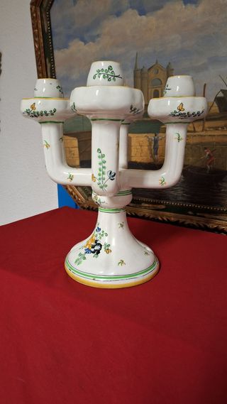 Candelabro de porcelana