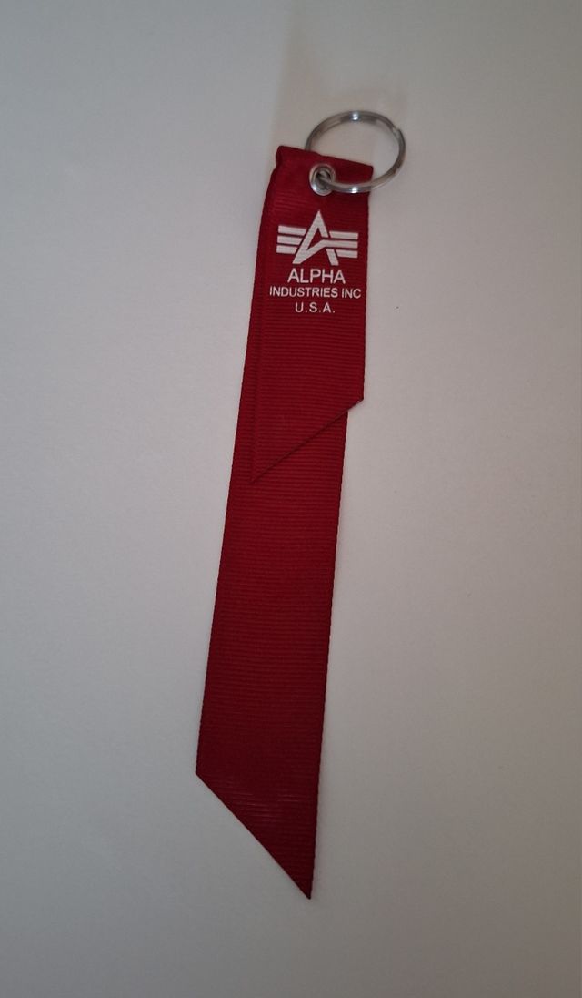 COLGANTE ALPHA INDUSTRIES