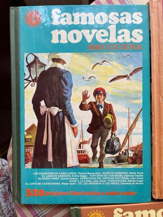 LOTE DE 5 TOMOS DE FAMOSAS NOVELAS