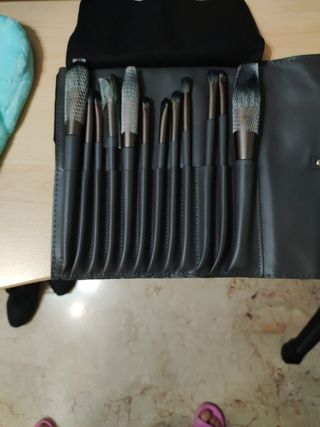 Set pennelli + set cura per il viso