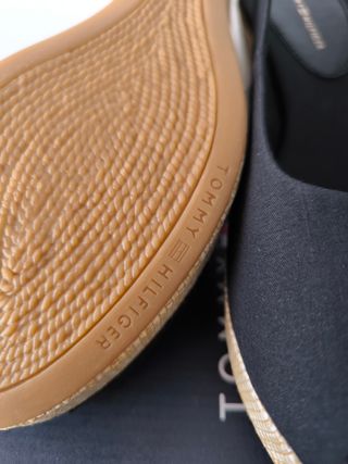 SANDALIAS CUÑA TOMMY HILFIGER. NUEVAS!