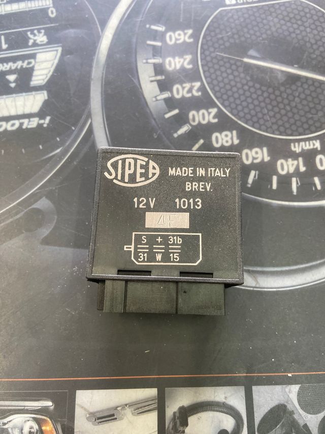 Centralina tergicristalli Alfa 33