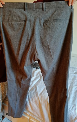Traje gris