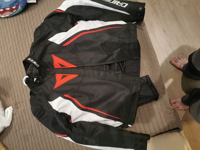 Chaqueta DAINESE Avro D2