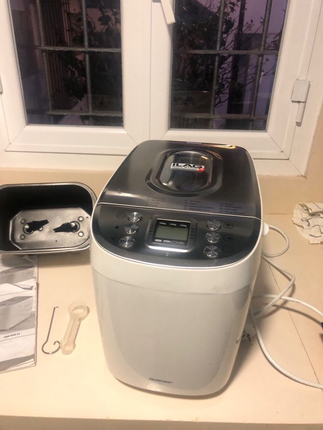 Panificadora silvercrest 850w Lidl casi nueva