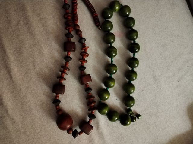 Collane fantasia in legno