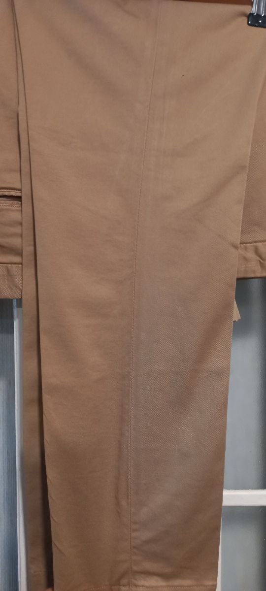 Pantalón camel hombre talla 46 Massimo Dutti