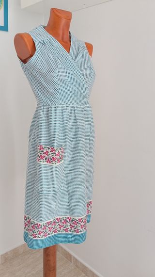 Vestido vintage wrap. Delantal Nuevo