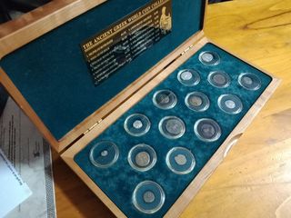 Antigua Grecia: estuche 14 monedas bronce y plata