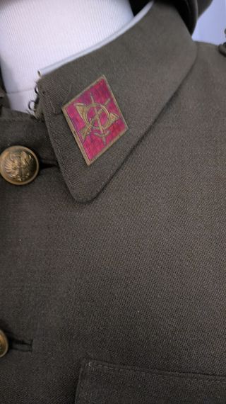 Antiguo traje militar de sargento,anti