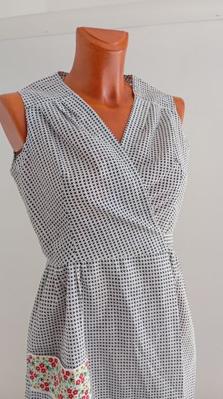 Vestido vintage wrap. Delantal.Nuevo.