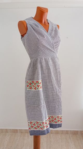 Vestido vintage wrap. Delantal.Nuevo.