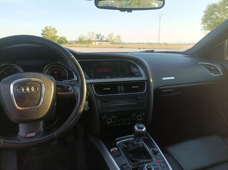 Audi A5 2009 - foto 1