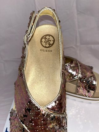 Sandalias de verano Guess
