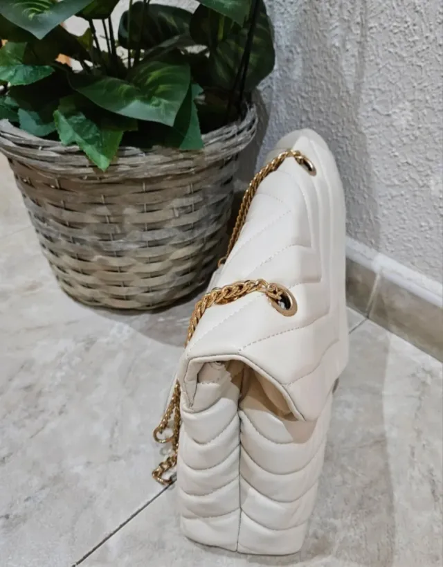 Bolso acolchado Shein.