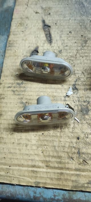 Piloto aleta Seat leon 1p