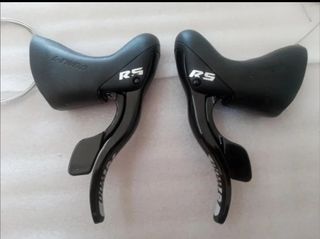 Manetas de carretera 2x9 velocidades 