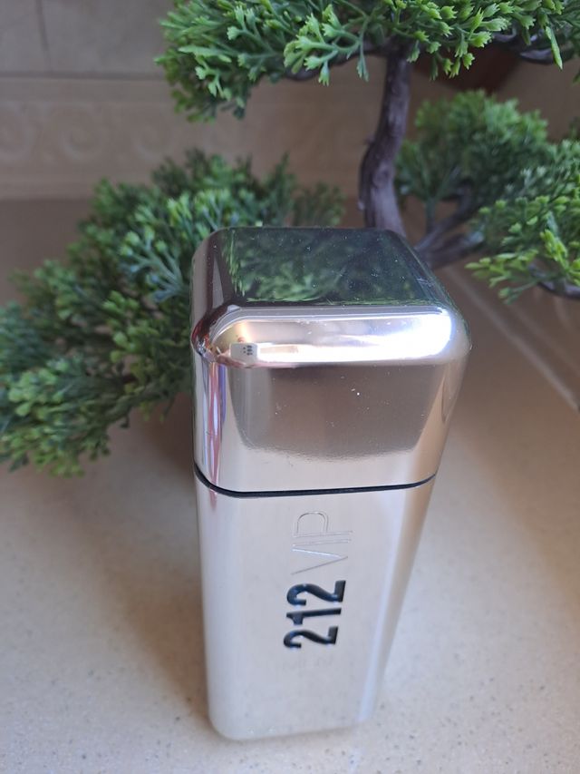 212 VIP MEN Carolina Herrera profumo vuoto 100 ml